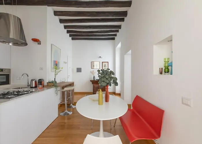 Iflat Colorfull Near Navona Apartment *