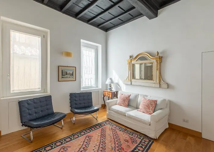 Apartment Iflat Colorfull Near Navona *