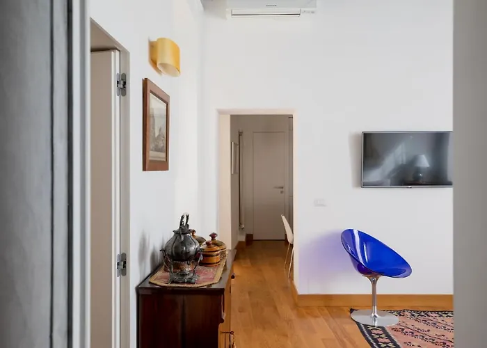 Apartment Iflat Colorfull Near Navona